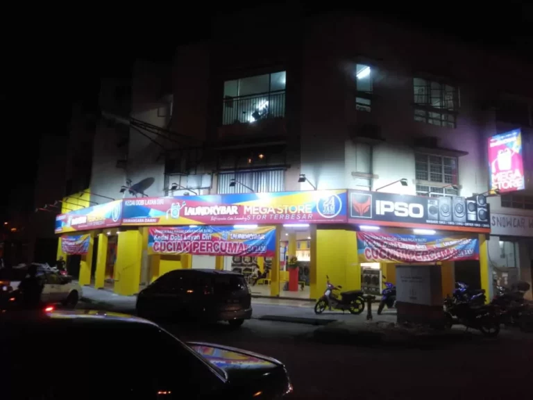 LaundryBar MEGASTORE at Damansara Damai