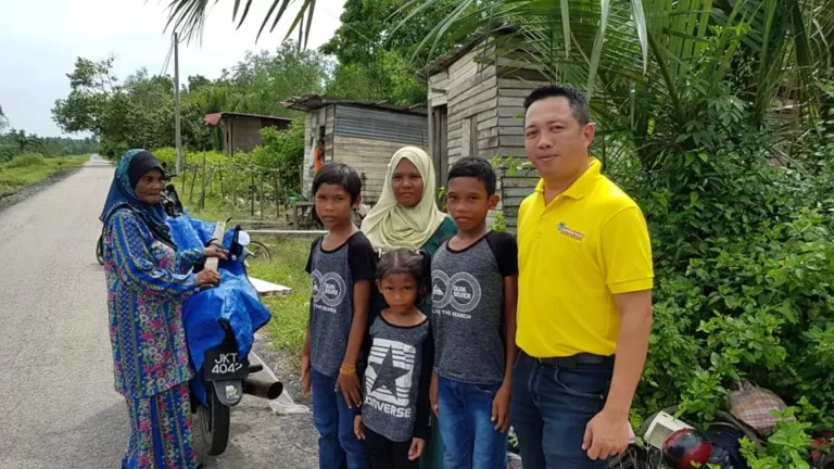 MISI BANTUAN LAUNDRYBAR RANGERS –  WE CARE WE HELP