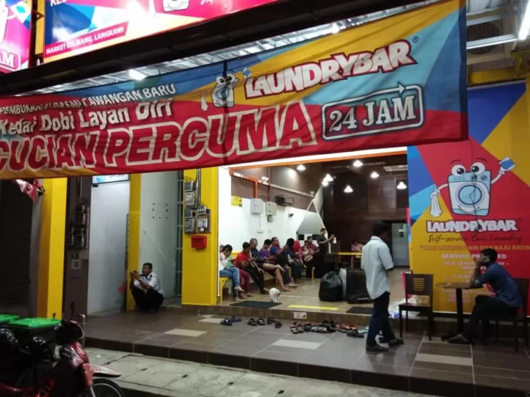 OUTLET MARKET KELIBANG LANGKAWI