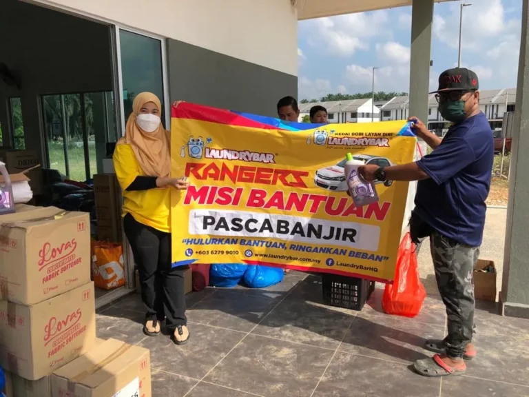 CSR LAUNDRYBAR RANGERS :MISI BANTUAN PASCA BANJIR 2021