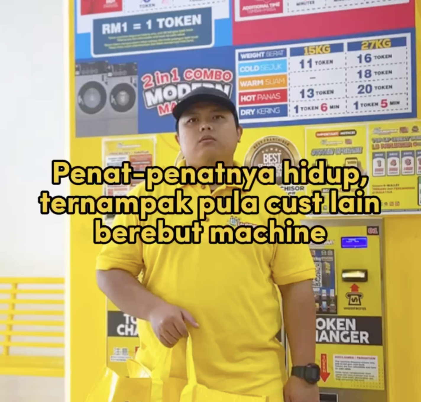 Panat-penatnya hidup, ternampak pula customer lain berebut machine