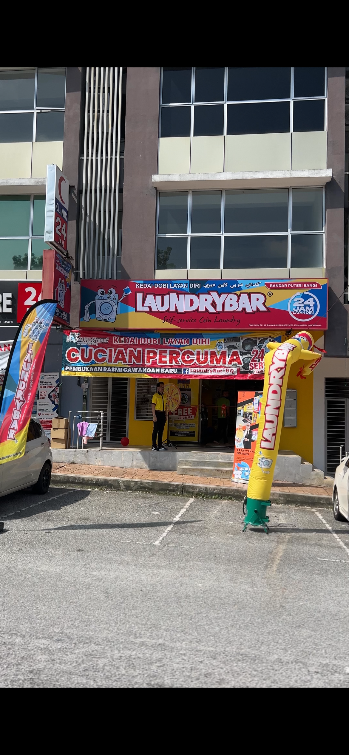 GRAND OPENING LAUNDRYBAR BANDAR PUTERI BANGI, SELANGOR