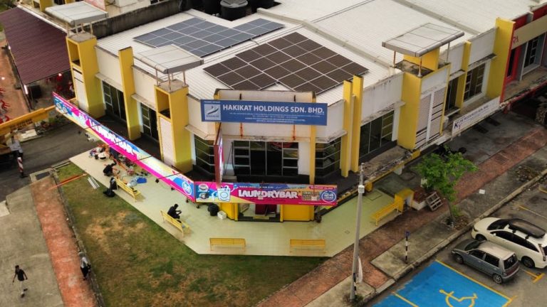 𝐓𝐇𝐄 𝐅𝐈𝐑𝐒𝐓 𝐒𝐄𝐋𝐅 𝐒𝐄𝐑𝐕𝐈𝐂𝐄 𝐋𝐀𝐔𝐍𝐃𝐑𝐘 𝐂𝐎𝐌𝐏𝐀𝐍𝐘 𝐈𝐍 𝐌𝐀𝐋𝐀𝐘𝐒𝐈𝐀 𝐏𝐎𝐖𝐄𝐑 𝐖𝐈𝐓𝐇 𝐆𝐑𝐄𝐄𝐍 𝐄𝐍𝐄𝐑𝐆𝐘 – 𝐋𝐀𝐔𝐍𝐃𝐑𝐘𝐁𝐀𝐑