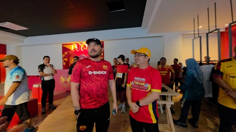 🔴🟡 Penghormatan Istimewa: Mengabadikan Momen 5KM Fun Run Bersama DYTM Raja Muda Selangor